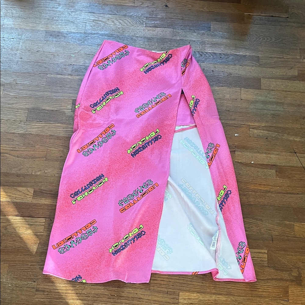NWOT - Collusion - Pink Graphic Women's Skirt - 6